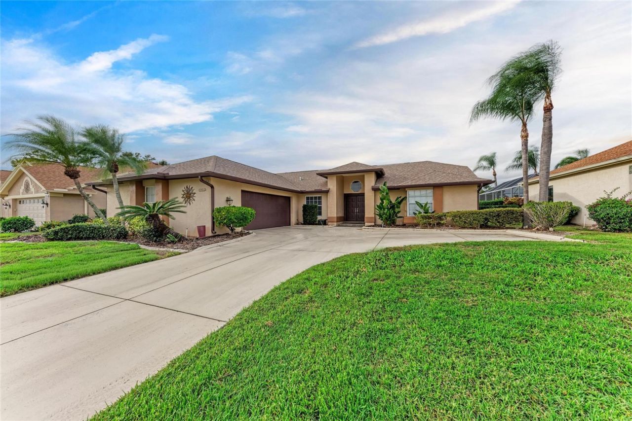 4906 Peridia Boulevard E, Bradenton, FL 34203 Photo