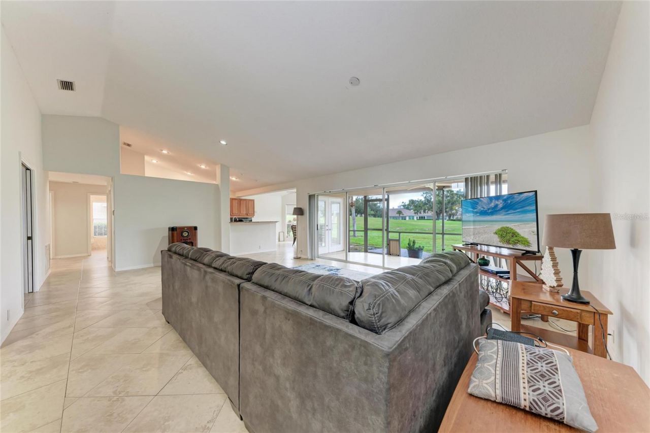 4906 Peridia Boulevard E, Bradenton, FL 34203 Photo