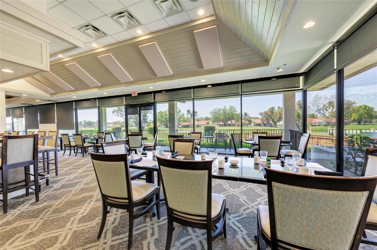 4906 Peridia Boulevard E, Bradenton, FL 34203 Photo