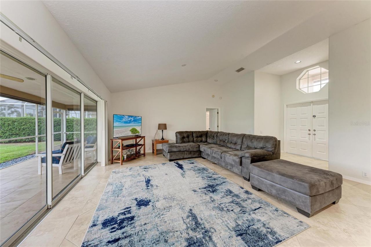 4906 Peridia Boulevard E, Bradenton, FL 34203 Photo