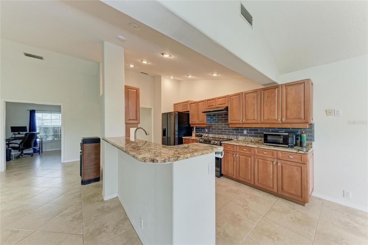 4906 Peridia Boulevard E, Bradenton, FL 34203 Photo