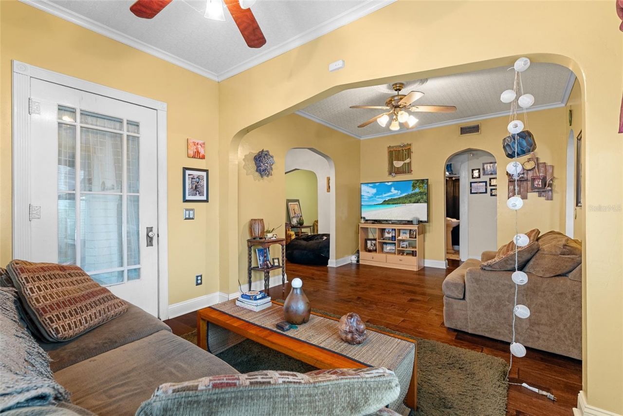 1321 28th Street N, Saint Petersburg, FL 33713 Photo