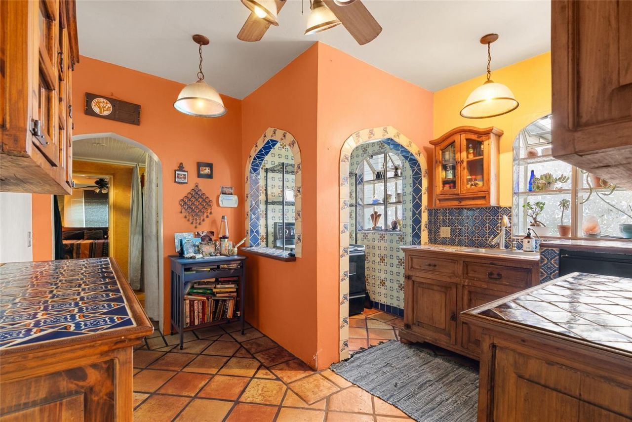 1321 28th Street N, Saint Petersburg, FL 33713 Photo