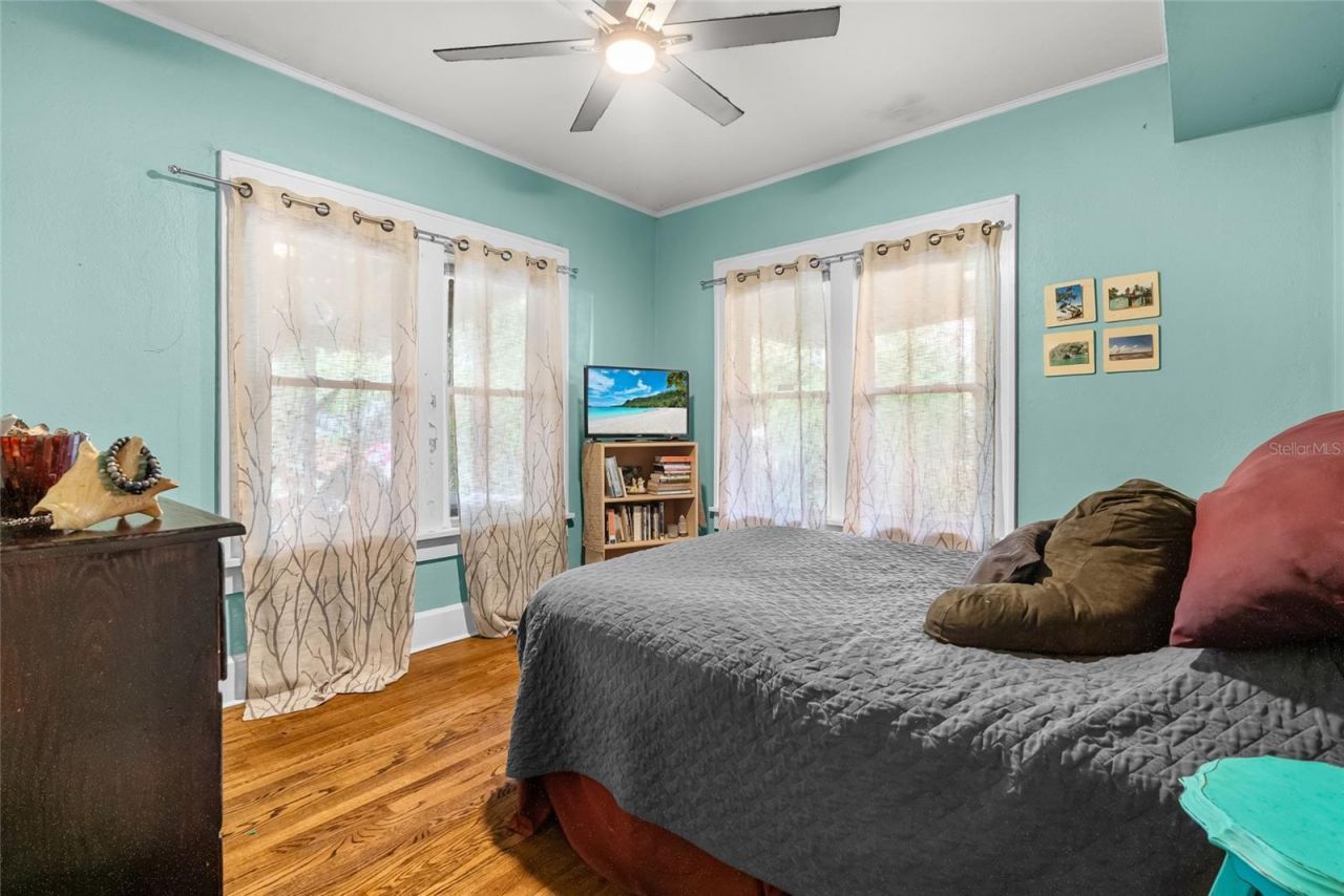 1321 28th Street N, Saint Petersburg, FL 33713 Photo