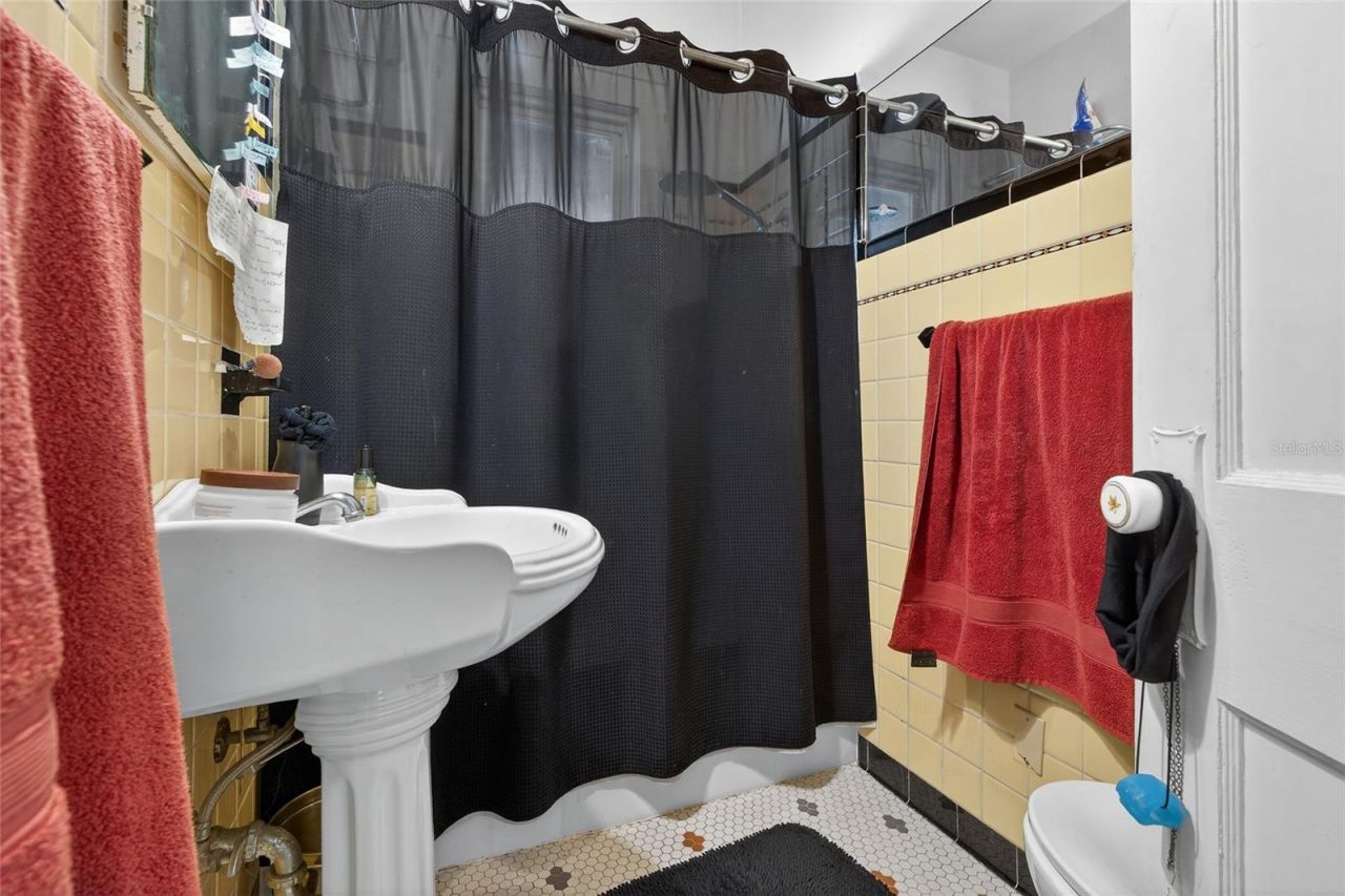 1321 28th Street N, Saint Petersburg, FL 33713 Photo