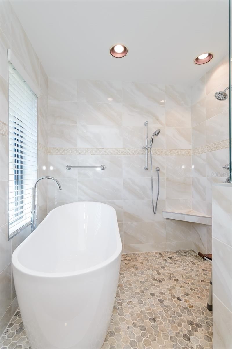 3193 Sandy Ridge Drive, Clearwater, FL 33761 Photo