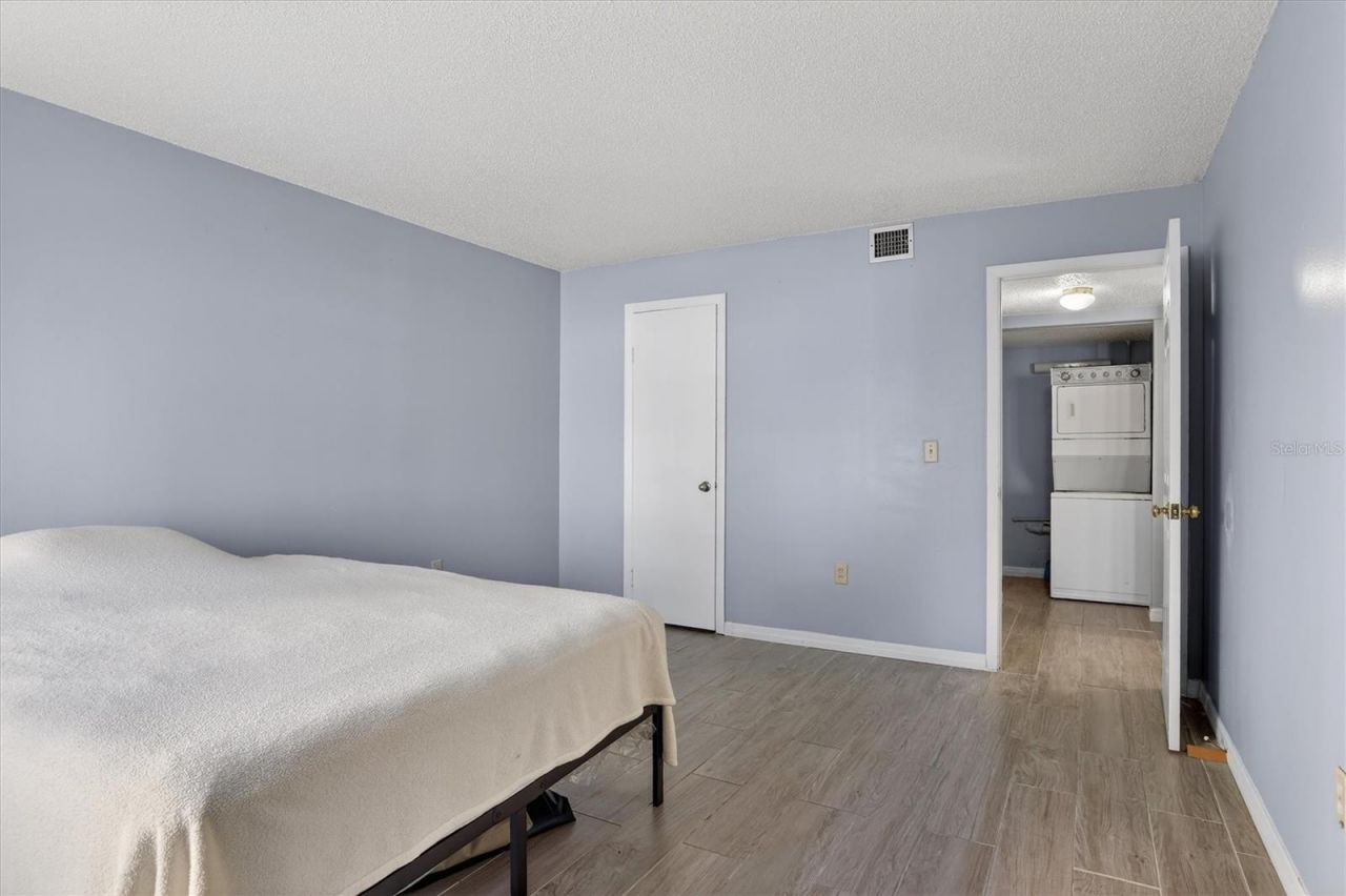 511 99th Avenue N, Unit 102, Saint Petersburg, FL 33702 Photo