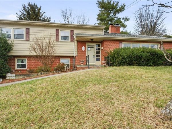 3636 Grandview AVE NW, Roanoke, VA 24012