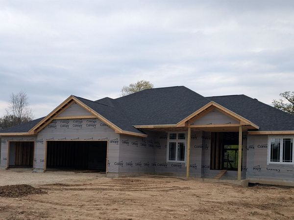 7820 Landon Ln, ROSCOE, IL 61073