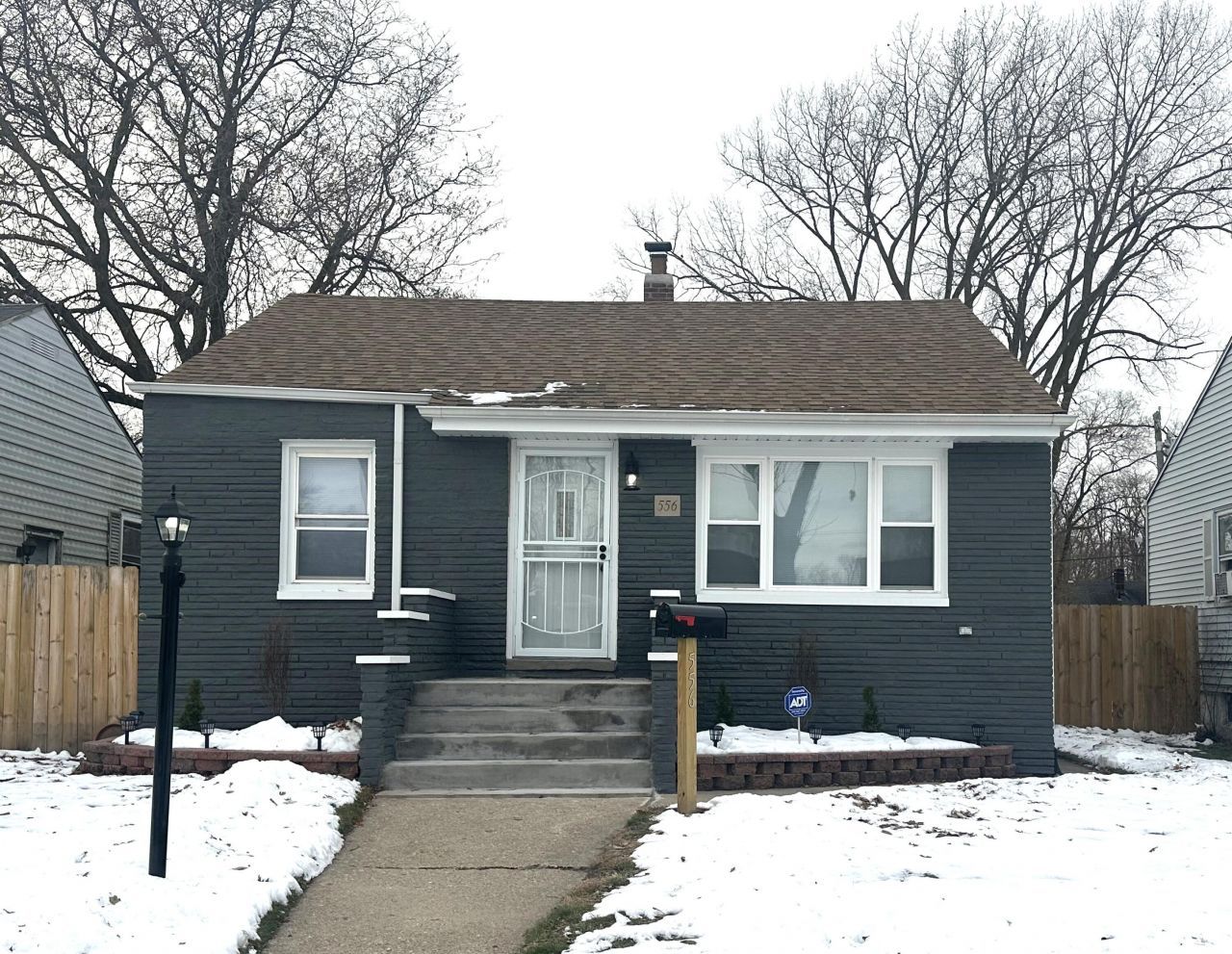 556 Gerry Street, Gary, IN 46406 Main Photo