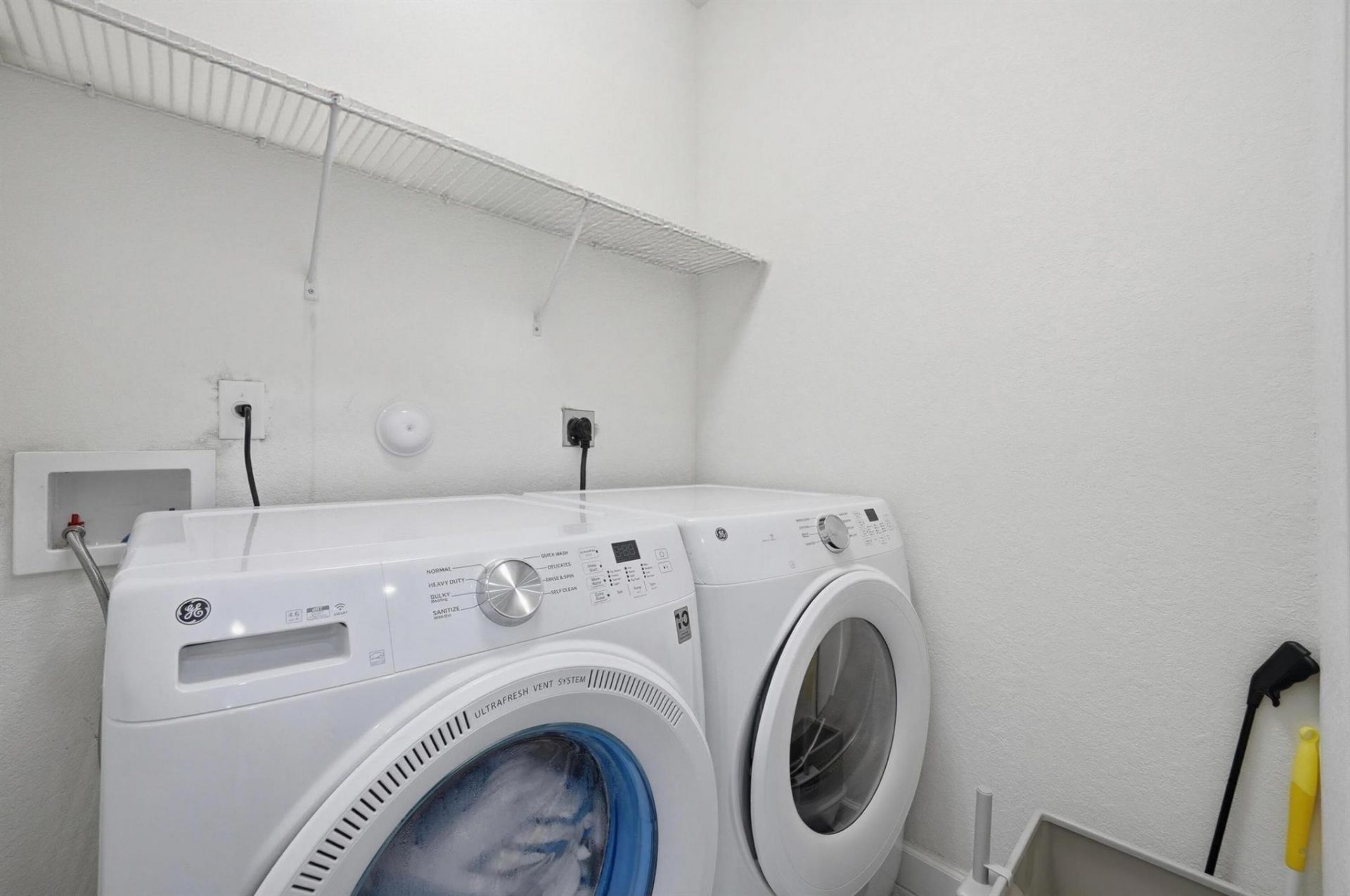 10441 W 32nd Lane, Hialeah, FL 33018 Photo