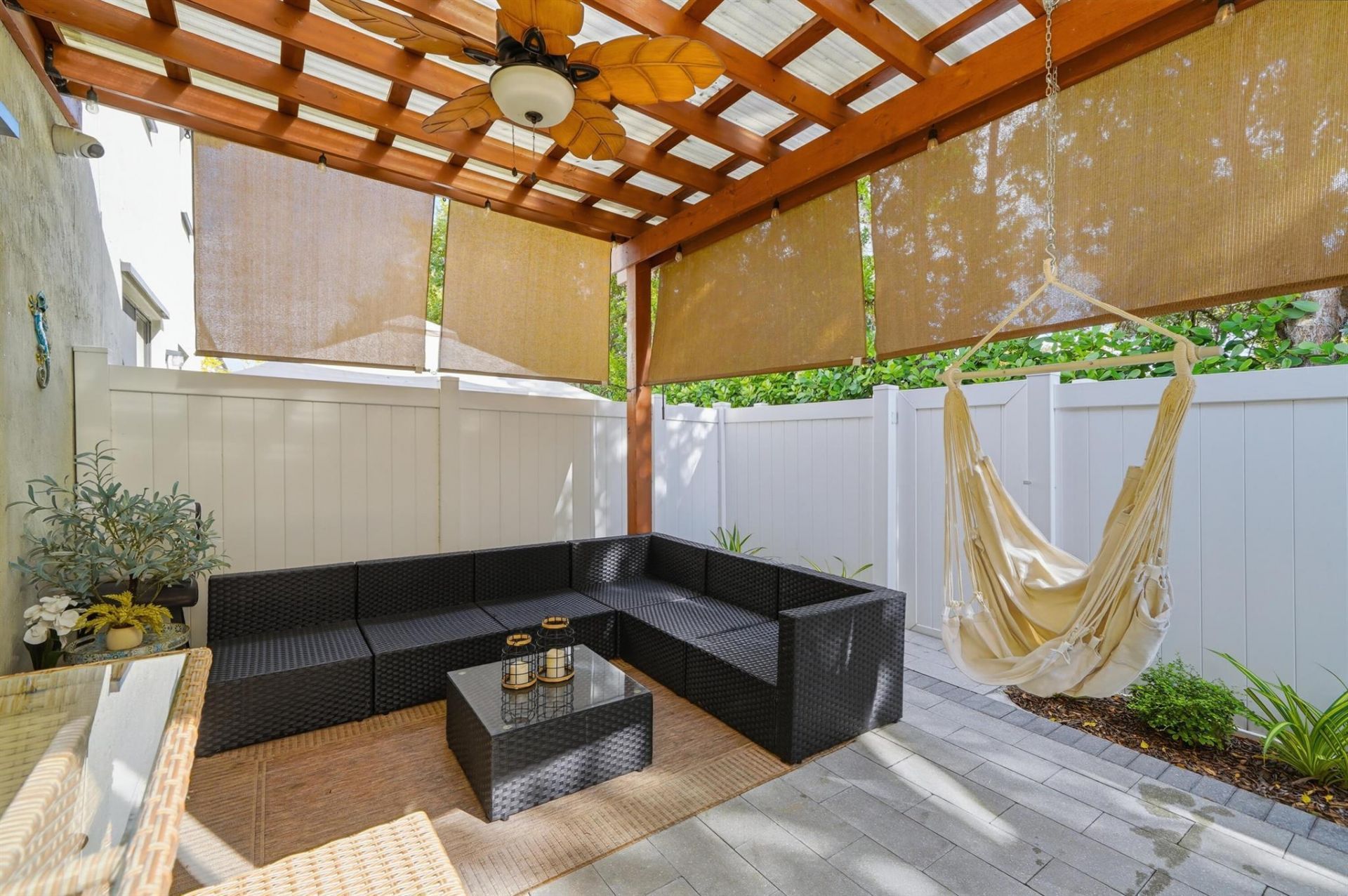 10441 W 32nd Lane, Hialeah, FL 33018 Photo