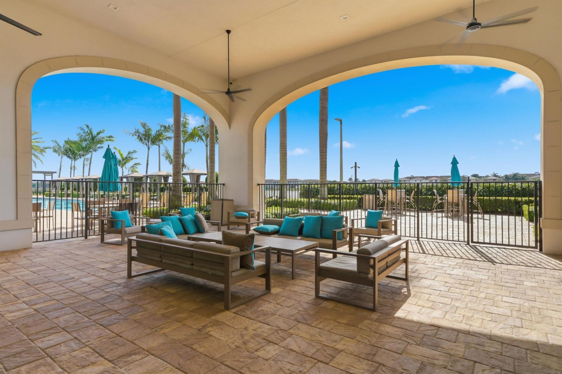 10441 W 32nd Lane, Hialeah, FL 33018 Photo