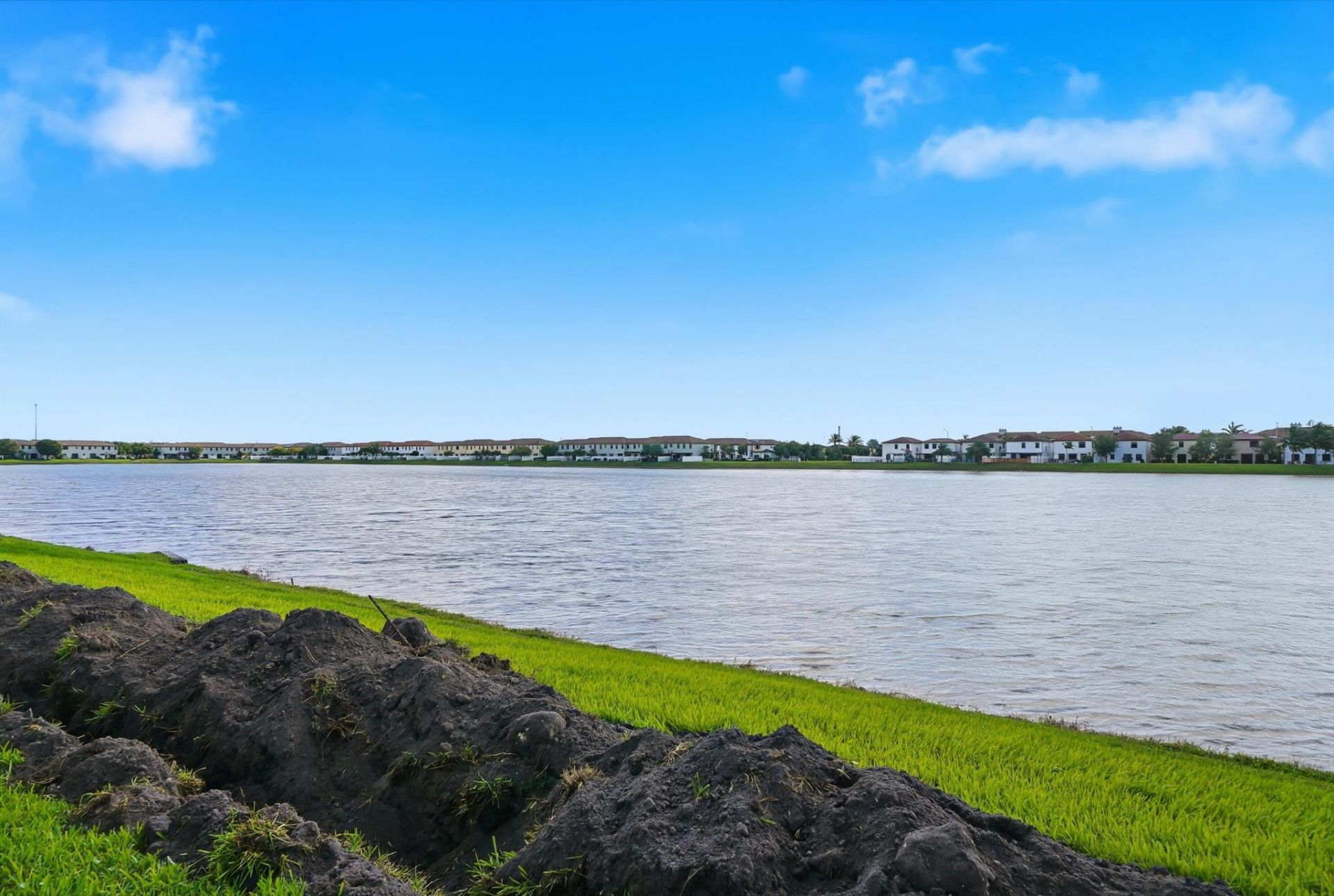 10441 W 32nd Lane, Hialeah, FL 33018 Photo