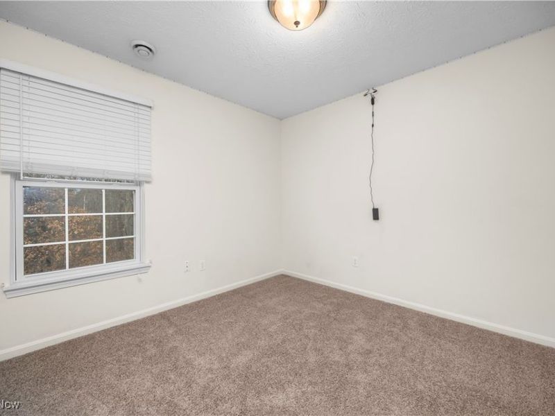 953 Longitude Lane, Amherst, OH 44001 Photo 16