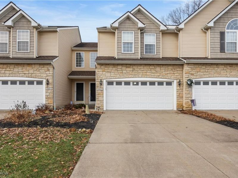 953 Longitude Lane, Amherst, OH 44001 Photo 2