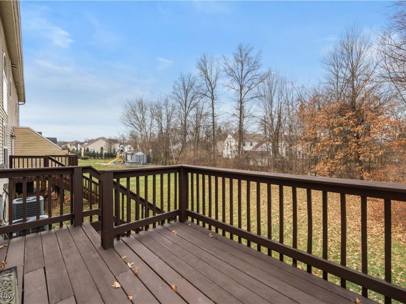 953 Longitude Lane, Amherst, OH 44001 Photo 2