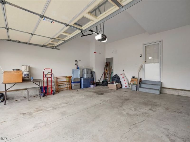 953 Longitude Lane, Amherst, OH 44001 Photo 7