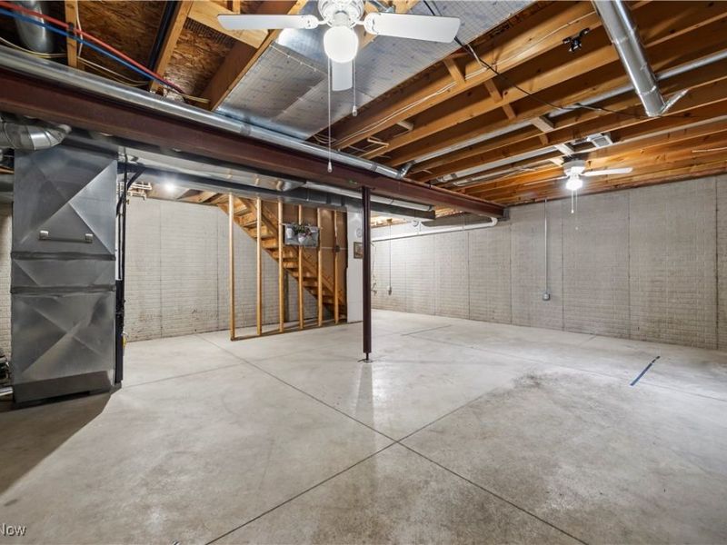 953 Longitude Lane, Amherst, OH 44001 Photo 8