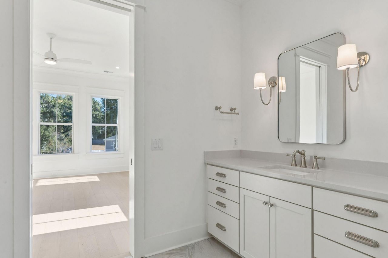 1127 Hamlin Road Photo 43