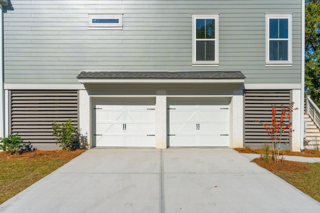 1127 Hamlin Road Photo 80