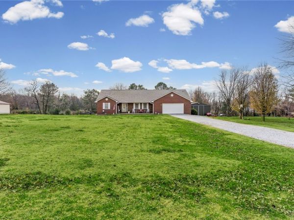 13730 Cozy Corners Road, Siloam Springs, AR 72761