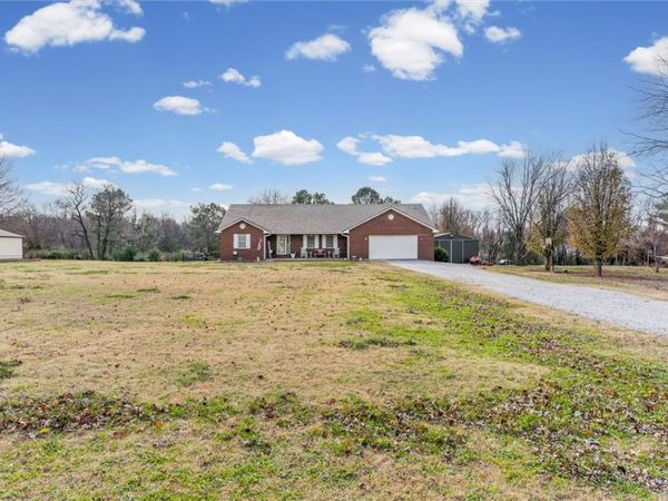 13730 Cozy Corners Road, Siloam Springs, AR 72761