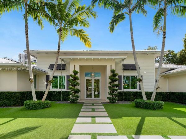 7222 SW 79th Ter, Miami, FL 33143