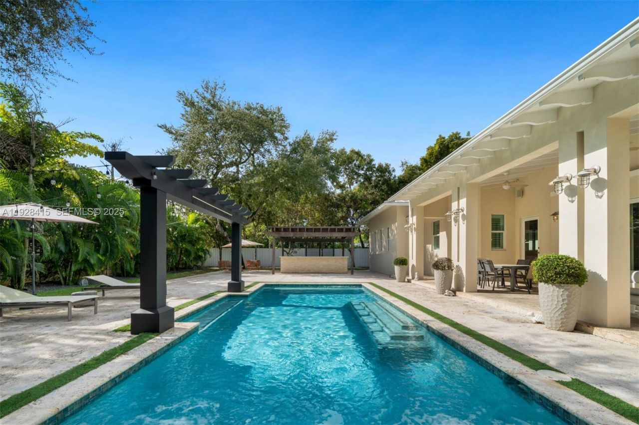 7222 SW 79th Ter , Miami, FL 33143 Photo