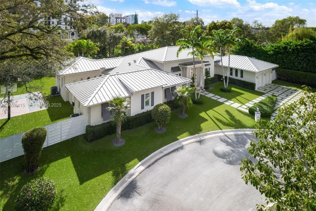 7222 SW 79th Ter , Miami, FL 33143 Photo