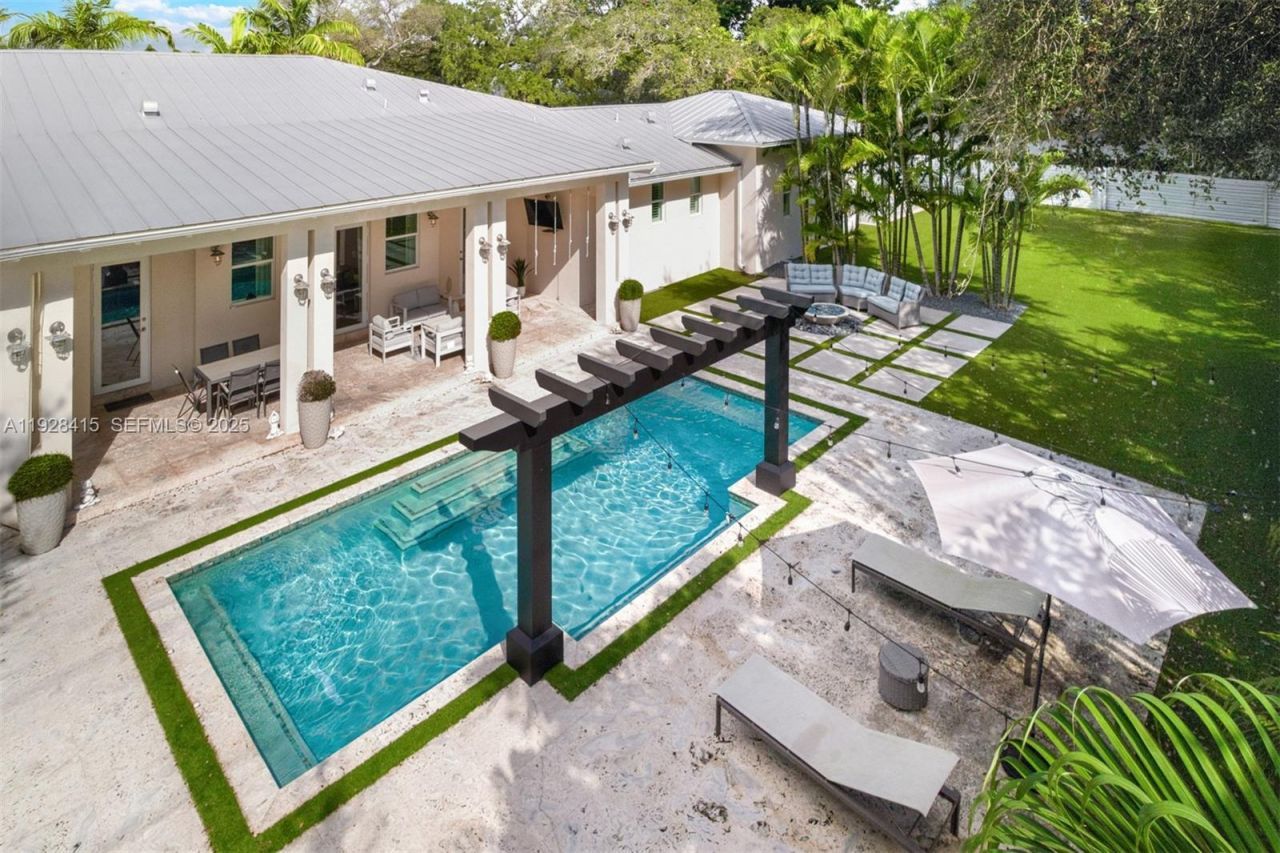 7222 SW 79th Ter , Miami, FL 33143 Photo