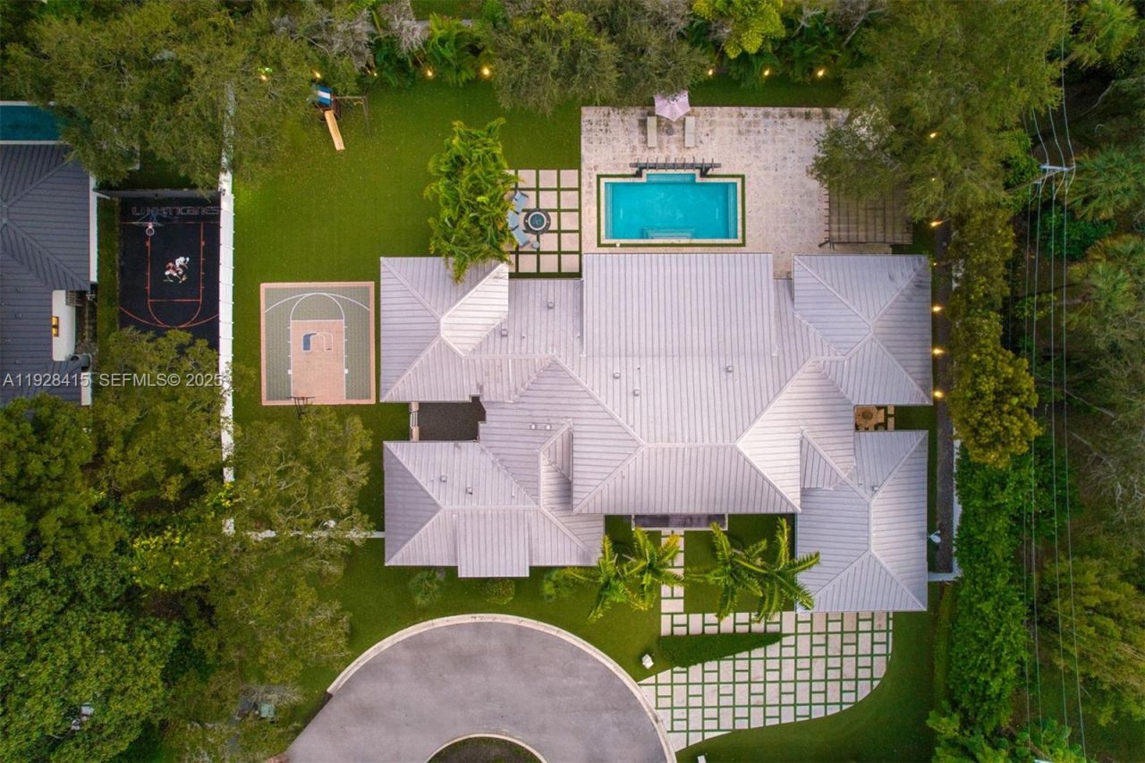 7222 SW 79th Ter , Miami, FL 33143 Photo