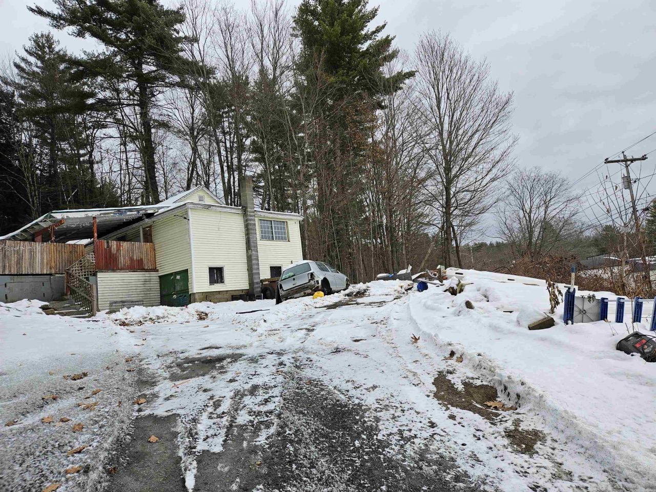 409 Sullivan Street, Claremont, NH 03743 Main Photo