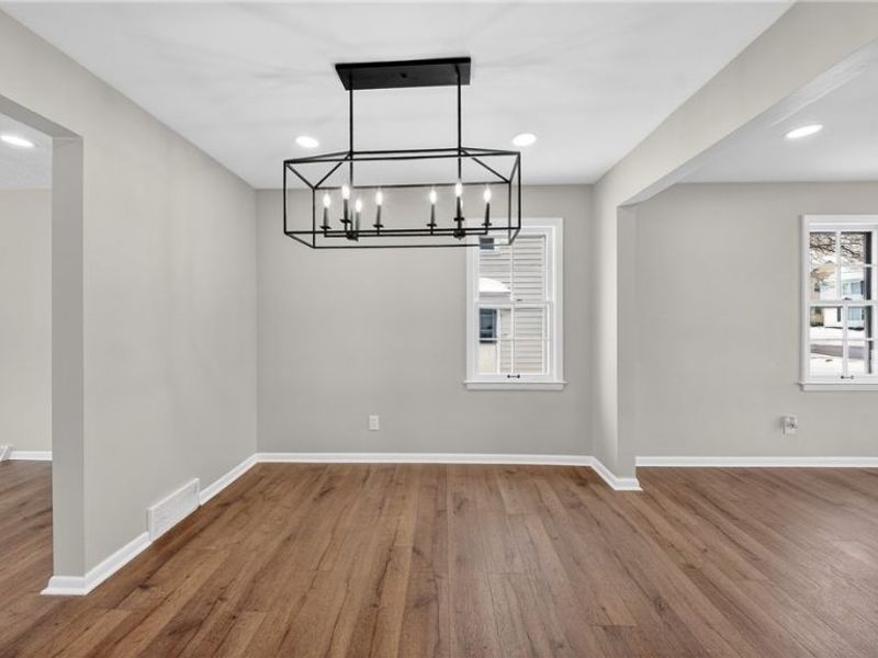 16811 Invermere Avenue, Cleveland, OH 44128 Photo 12