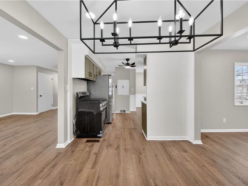 16811 Invermere Avenue, Cleveland, OH 44128 Photo 15