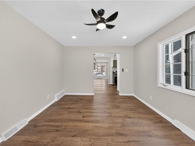 16811 Invermere Avenue, Cleveland, OH 44128 Photo 23