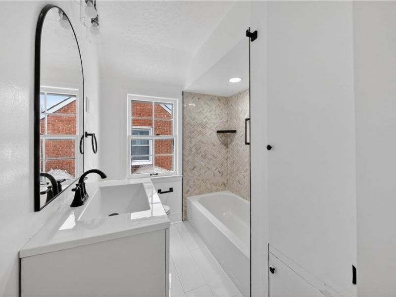 16811 Invermere Avenue, Cleveland, OH 44128 Photo 25