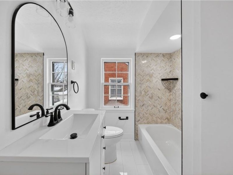 16811 Invermere Avenue, Cleveland, OH 44128 Photo 26