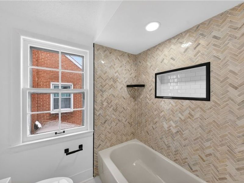 16811 Invermere Avenue, Cleveland, OH 44128 Photo 27