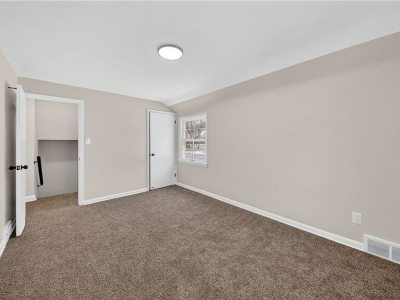 16811 Invermere Avenue, Cleveland, OH 44128 Photo 31