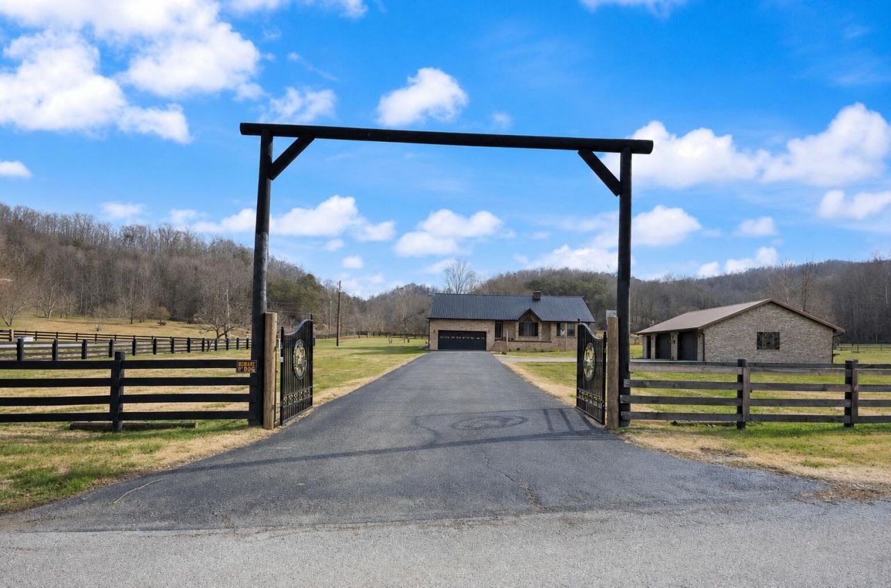 23 California Holw, Coldiron, KY 40819