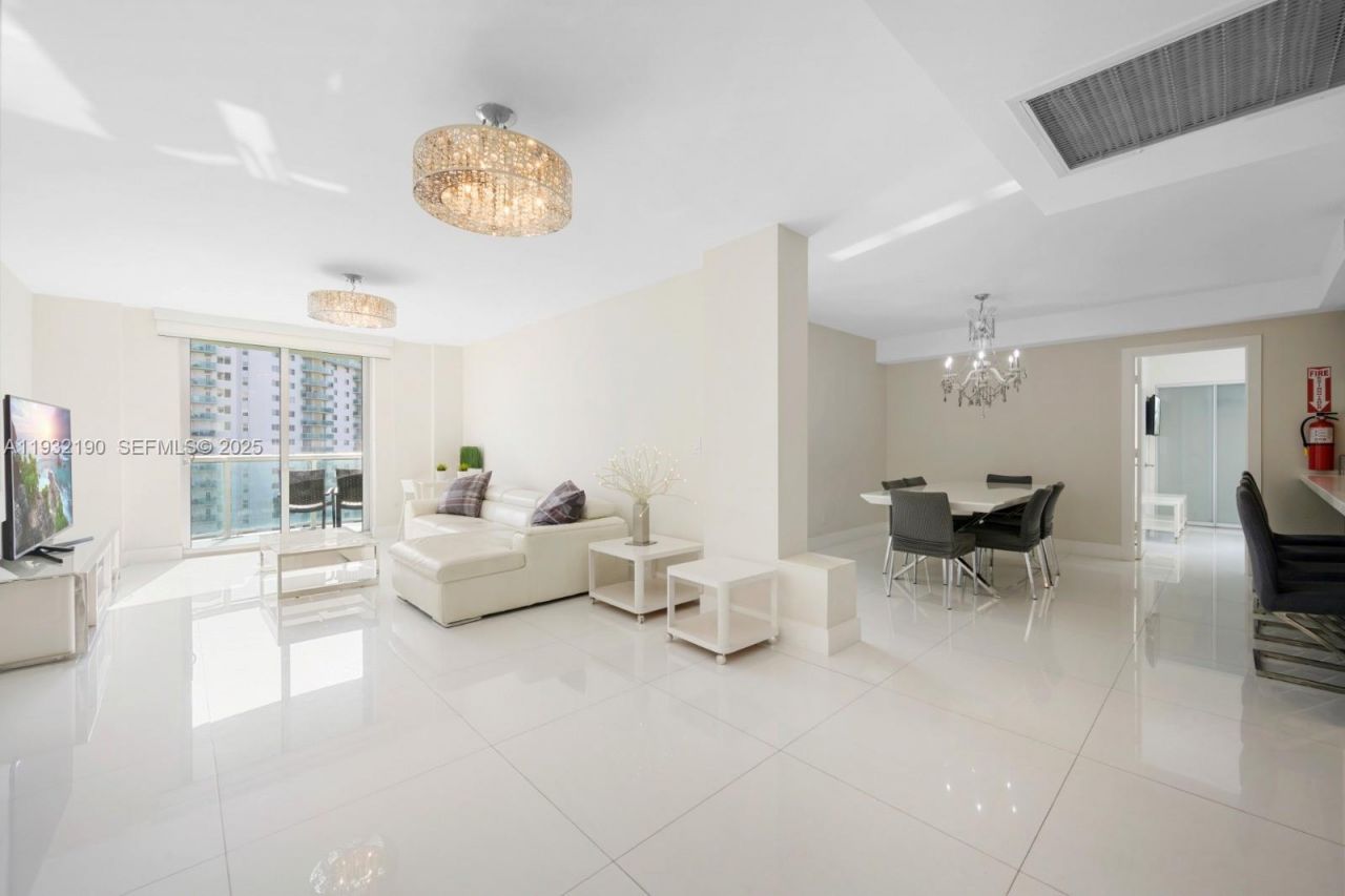 19370 Collins Ave , Unit 916, Sunny Isles Beach, FL 33160 Photo