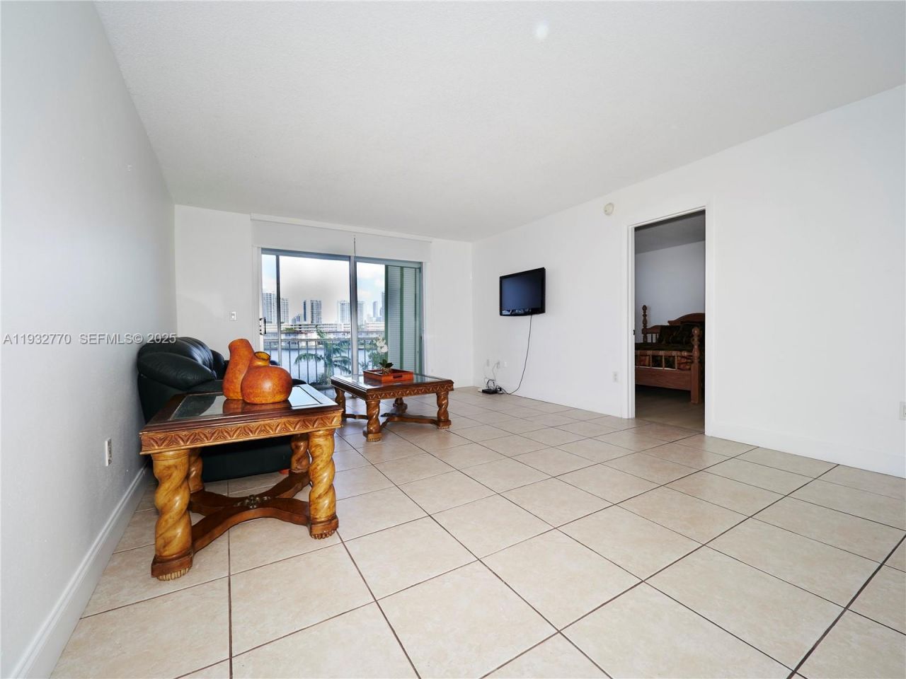 2861 Leonard Dr, Unit F412, Aventura, FL 33160 Photo