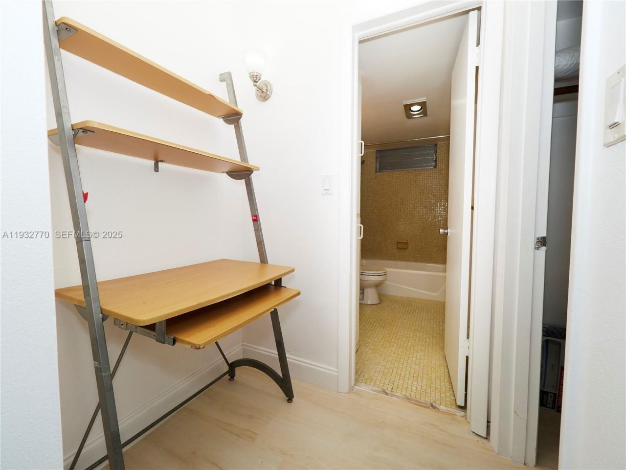 2861 Leonard Dr, Unit F412, Aventura, FL 33160 Photo