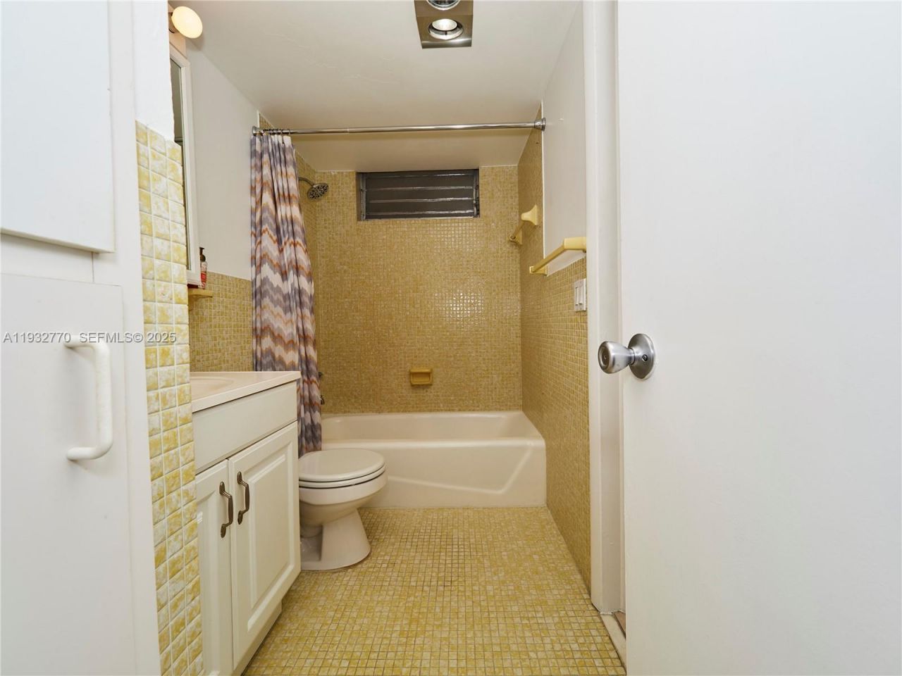 2861 Leonard Dr, Unit F412, Aventura, FL 33160 Photo