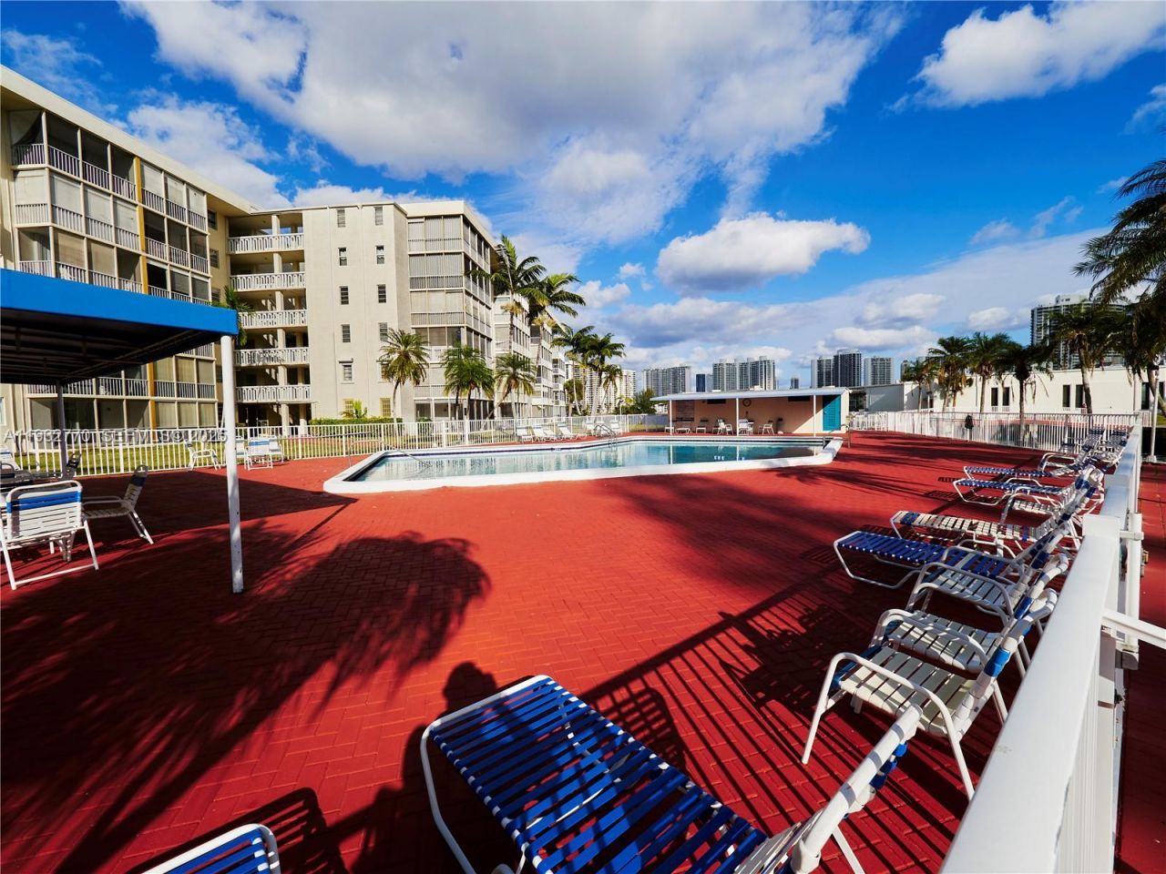 2861 Leonard Dr, Unit F412, Aventura, FL 33160 Photo