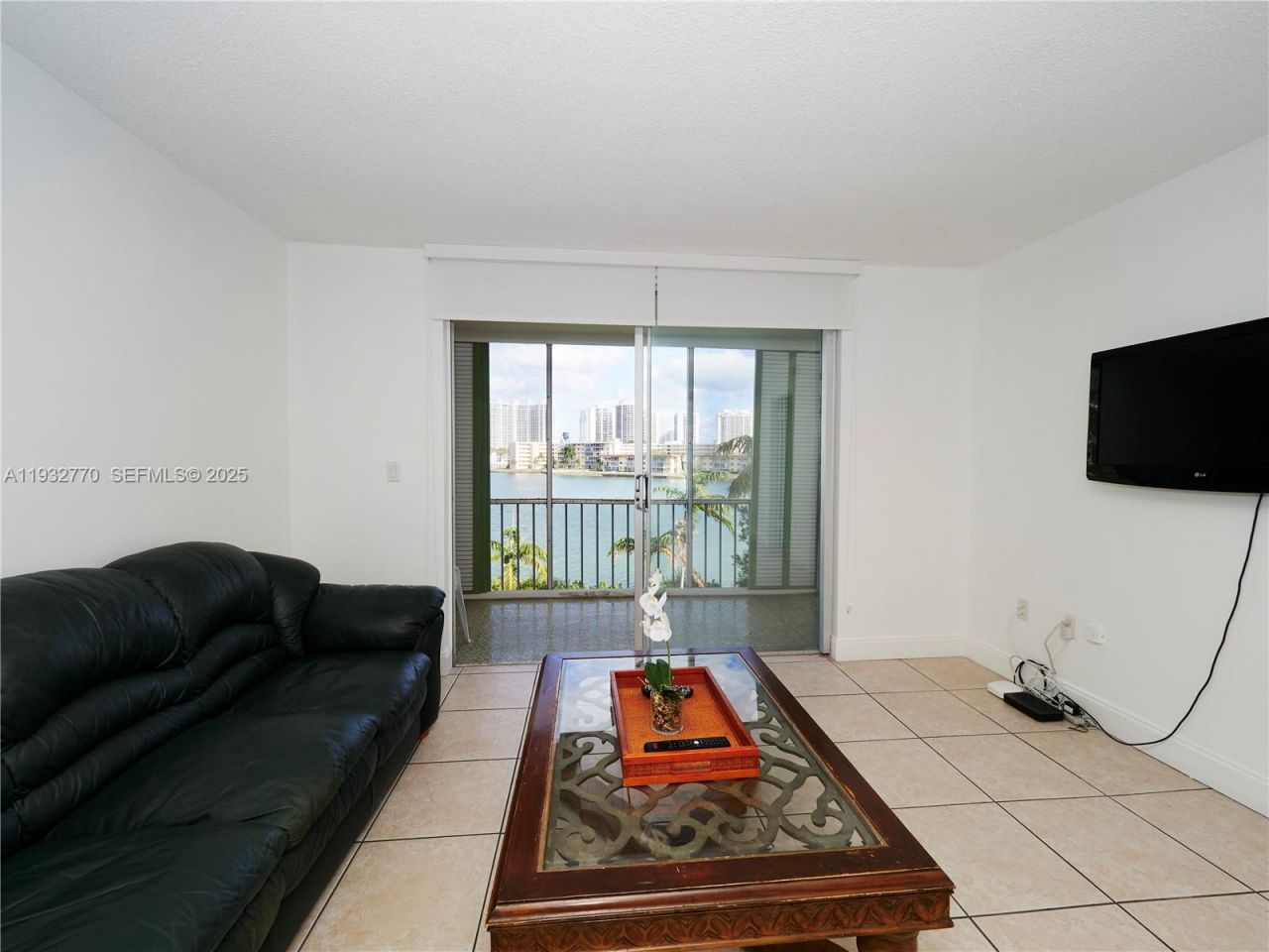 2861 Leonard Dr, Unit F412, Aventura, FL 33160 Photo