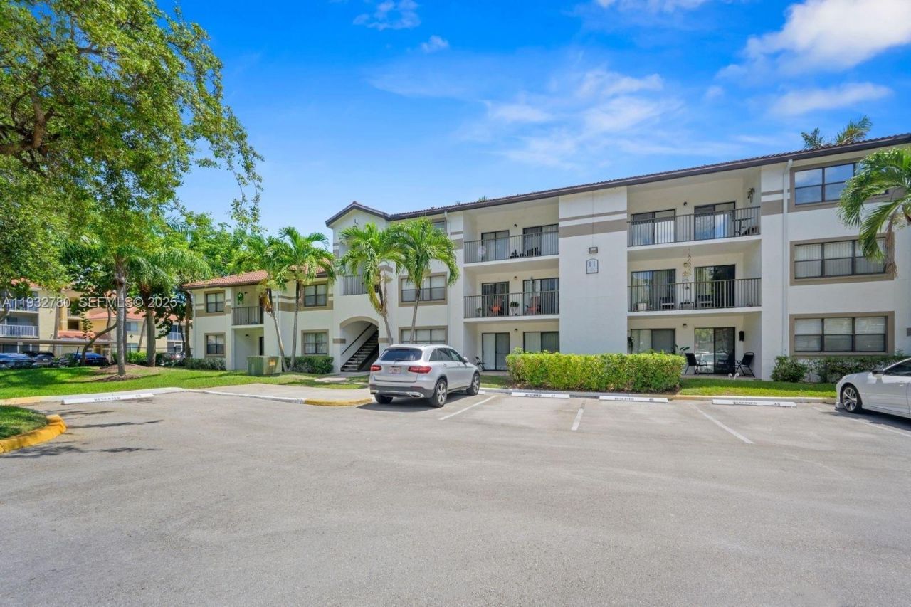 510 S Park Rd, Unit 35-10, Hollywood, FL 33021 Photo