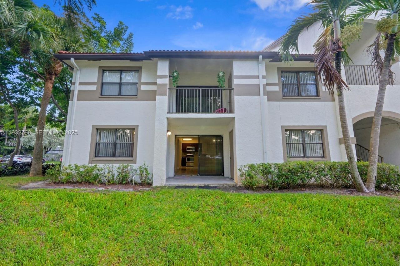 510 S Park Rd, Unit 35-10, Hollywood, FL 33021 Photo