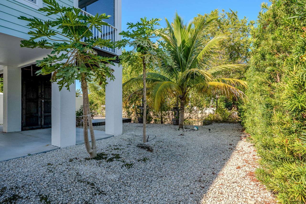 27999 Lobster Tail Trail, Little Torch Key, FL 33042 Photo
